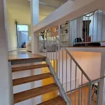 Drews Shelter - Charming Apartment